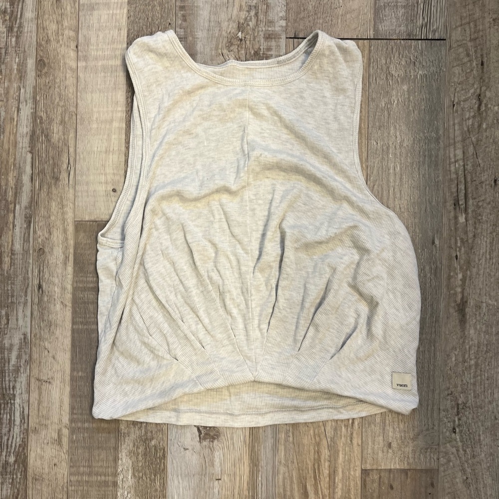 Vuori crop tank